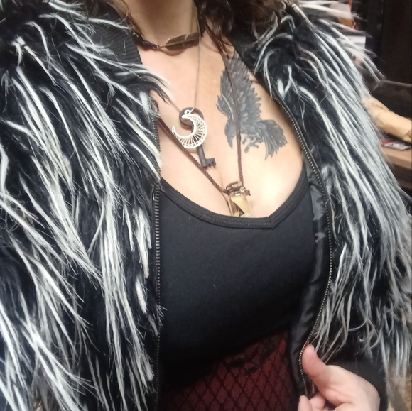 Vegan fur yoki girls coat - Picture 4 of 6